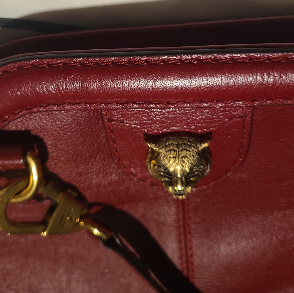 Authentic Medium Red Leather Gucci - Picture 9 of 14